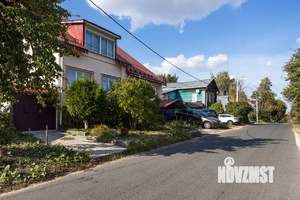 Дом 372м², 2-этажный, участок 6 сот.  