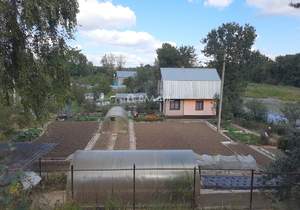 Дом 60м², 2-этажный, участок 10 сот.  