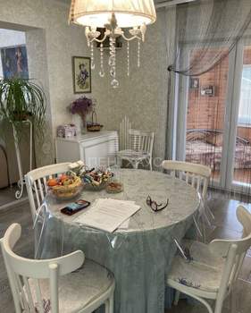 Дом 181м², 3-этажный, участок 7 сот.  