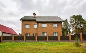 Дом 228м&sup2;, 3-этажный, участок 10 сот.  