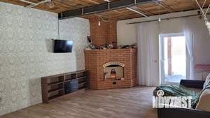 Дом 200м², 2-этажный, участок 15 сот.  