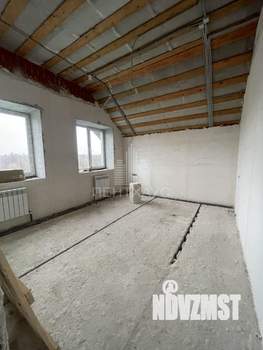 Дом 266м², 3-этажный, участок 10 сот.  