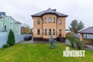 Дом 360м², 2-этажный, участок 11 сот.  