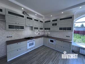 Дом 444м², 2-этажный, участок 10 сот.  