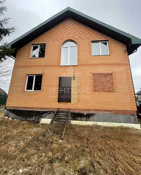 Дом 266м&sup2;, 3-этажный, участок 10 сот.  