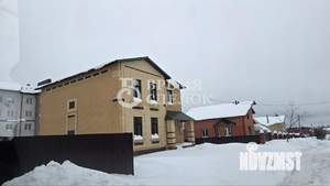 Дом 240м&sup2;, 3-этажный, участок 8 сот.  