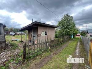 Дом 18м², 2-этажный, участок 6 сот.  