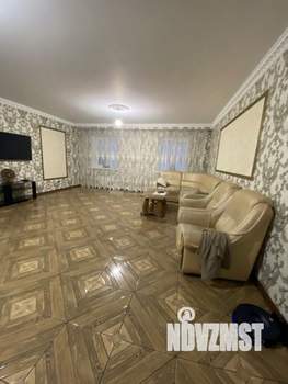 Коттедж 286м², 3-этажный, участок 12 сот.  