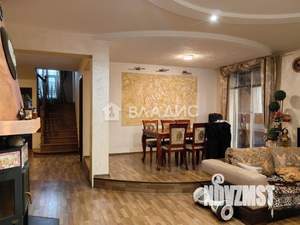 Дом 361м², 2-этажный, участок 17 сот.  