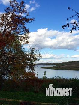 Дом 49м&sup2;, 2-этажный, участок 4 сот.  