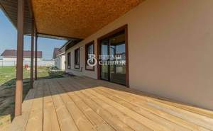 Дом 165м&sup2;, 1-этажный, участок 10 сот.  