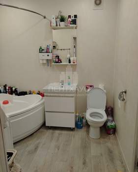 Дом 140м², 2-этажный, участок 4 сот.  