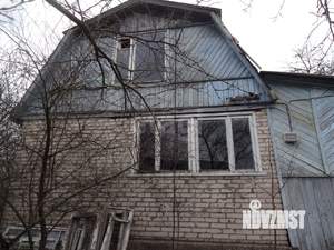 Дом 50м&sup2;, 2-этажный, участок 4 сот.  