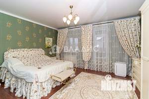 Таунхаус 320м², 4-этажный, участок 1 сот.  
