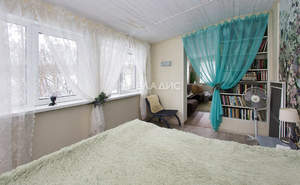 Дом 202м&sup2;, 3-этажный, участок 15 сот.  