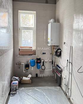 Дом 177м&sup2;, 1-этажный, участок 8 сот.  