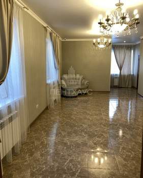 Дом 280м², 3-этажный, участок 7 сот.  
