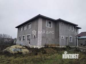 Дом 300м², 2-этажный, участок 13 сот.  