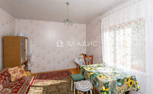 Дом 60м², 2-этажный, участок 10 сот.  