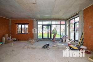 Дом 240м², 2-этажный, участок 8 сот.  