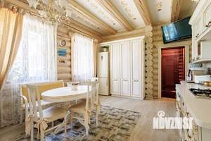 Дом 275м², 2-этажный, участок 14 сот.  