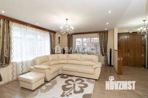 Таунхаус 163м&sup2;, 3-этажный, участок 4 сот.  