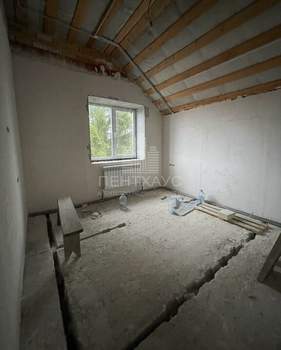 Дом 266м&sup2;, 3-этажный, участок 10 сот.  