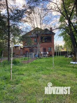 Коттедж 480м², 4-этажный, участок 6 сот.  