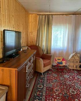Дом 40м², 2-этажный, участок 5 сот.  