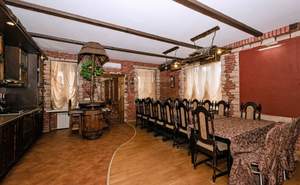 Дом 839м&sup2;, 4-этажный, участок 7 сот.  