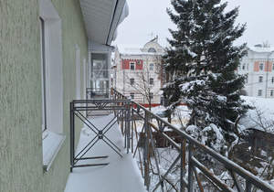 Дом 195м&sup2;, 3-этажный, участок 2 сот.  