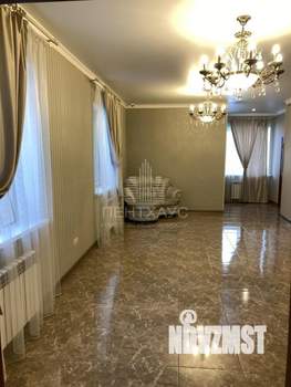 Дом 280м², 3-этажный, участок 7 сот.  