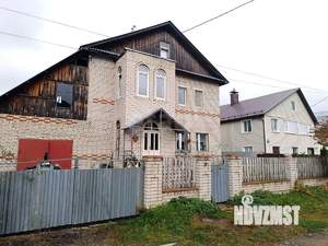 Дом 221м², 2-этажный, участок 8 сот.  