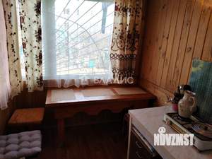Дом 50м², 2-этажный, участок 6 сот.  