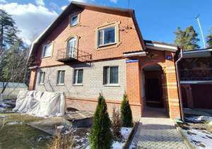 Дом 151м², 2-этажный, участок 10 сот.  