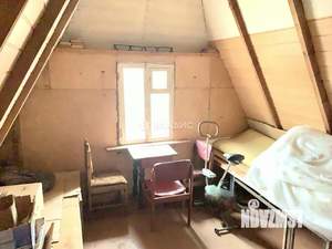 Дом 40м&sup2;, 2-этажный, участок 4 сот.  