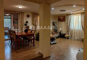 Дом 361м², 2-этажный, участок 17 сот.  