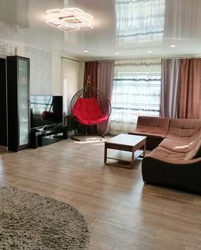 Дом 140м², 2-этажный, участок 9 сот.  