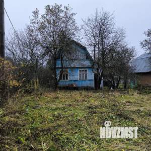 Дом 30м&sup2;, 2-этажный, участок 6 сот.  