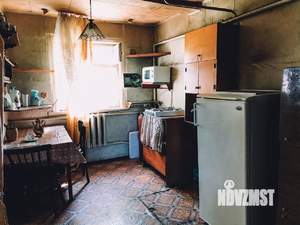 Дом 50м&sup2;, 2-этажный, участок 10 сот.  