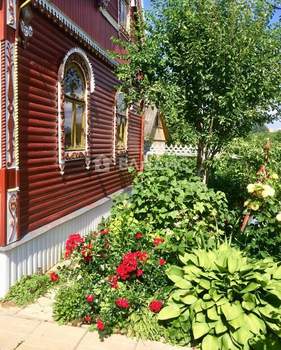 Дом 49м&sup2;, 2-этажный, участок 4 сот.  