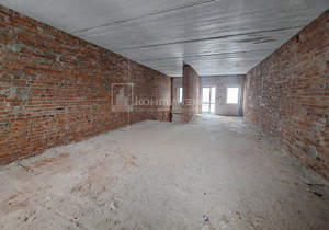 Дом 195м&sup2;, 3-этажный, участок 2 сот.  