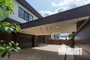 Коттедж 241м², 2-этажный, участок 8 сот.  