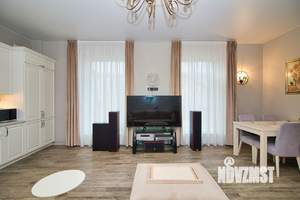 Таунхаус 110м², 2-этажный, участок 5 сот.  