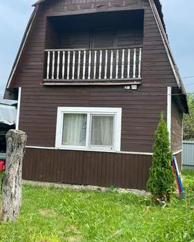 Дом 40м², 2-этажный, участок 5 сот.  