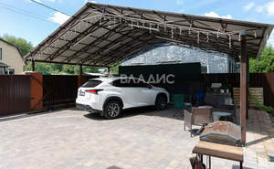 Дом 186м&sup2;, 2-этажный, участок 8 сот.  