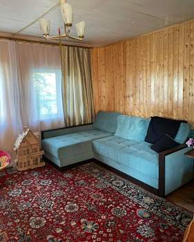Дом 40м², 2-этажный, участок 5 сот.  