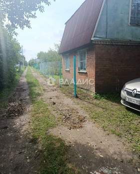 Дом 25м&sup2;, 2-этажный, участок 10 сот.  