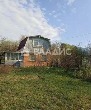 Дом 25м&sup2;, 2-этажный, участок 10 сот.  