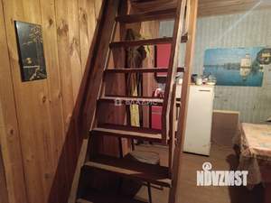 Дом 30м&sup2;, 2-этажный, участок 6 сот.  